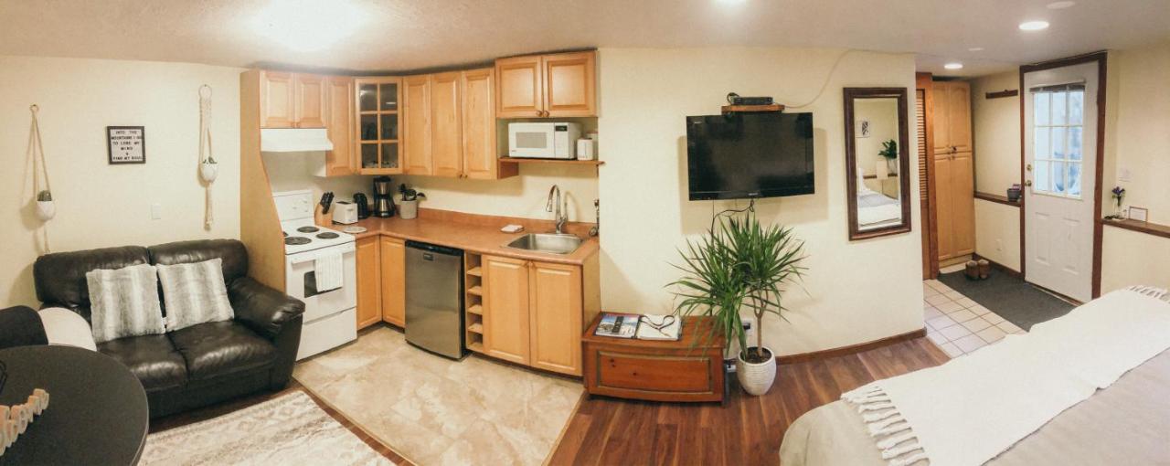 Wildflower Private Studio Suite By Belle Neige Whistler Dış mekan fotoğraf
